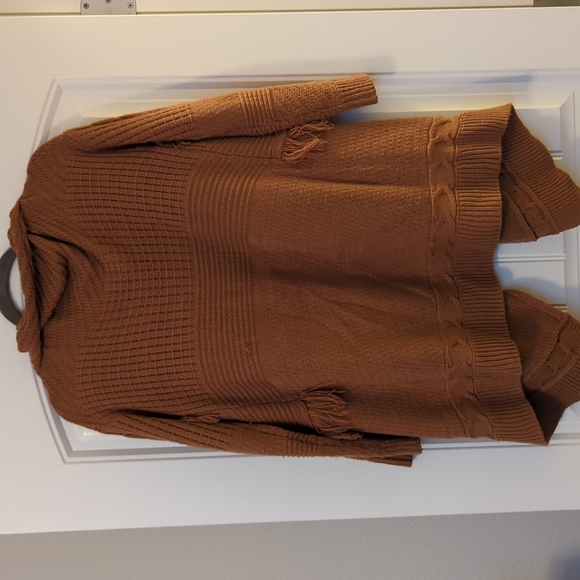 Kori America Rust Orange Blanket Cardigan with Fringe & Cable Knit - Picture 4 of 5